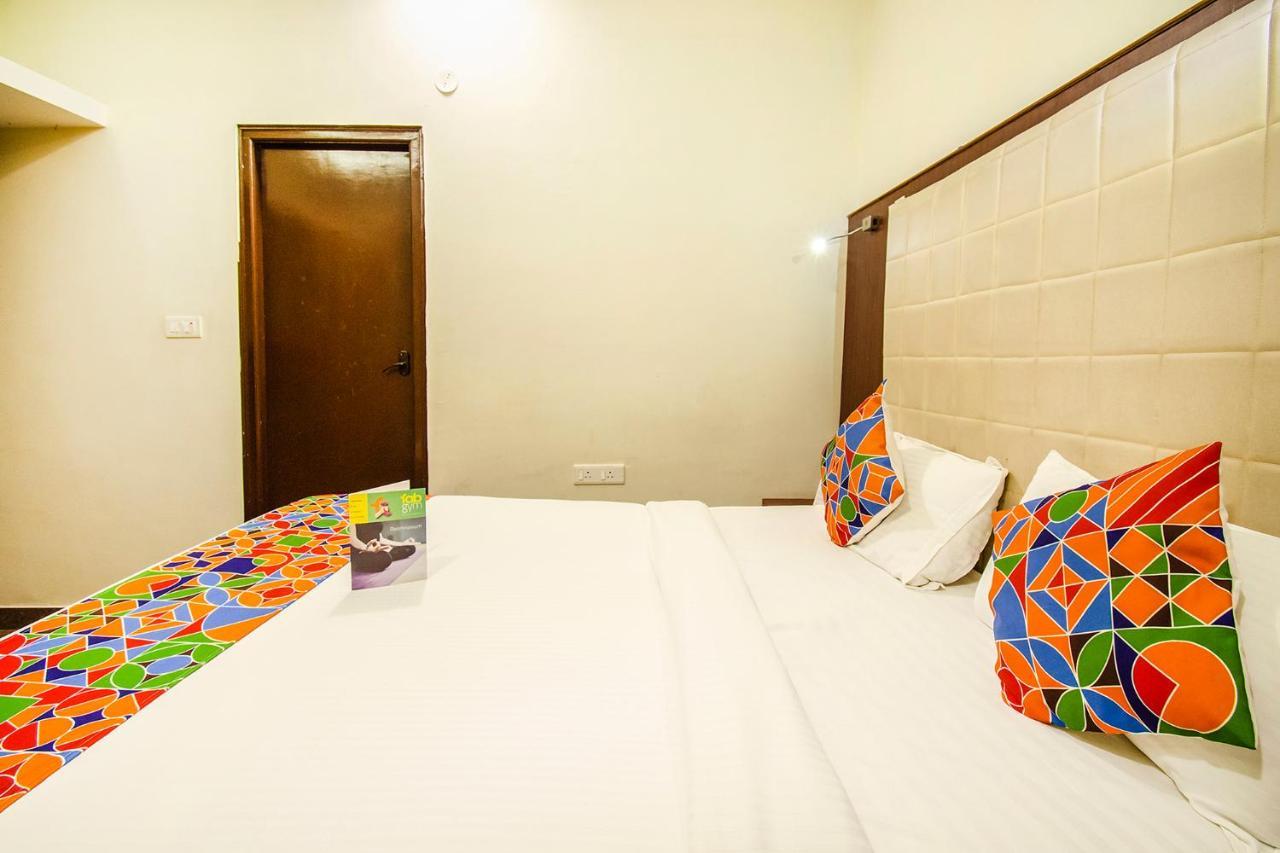 Fabhotel Millenium Stay Indiranagar Bangalore Exterior photo